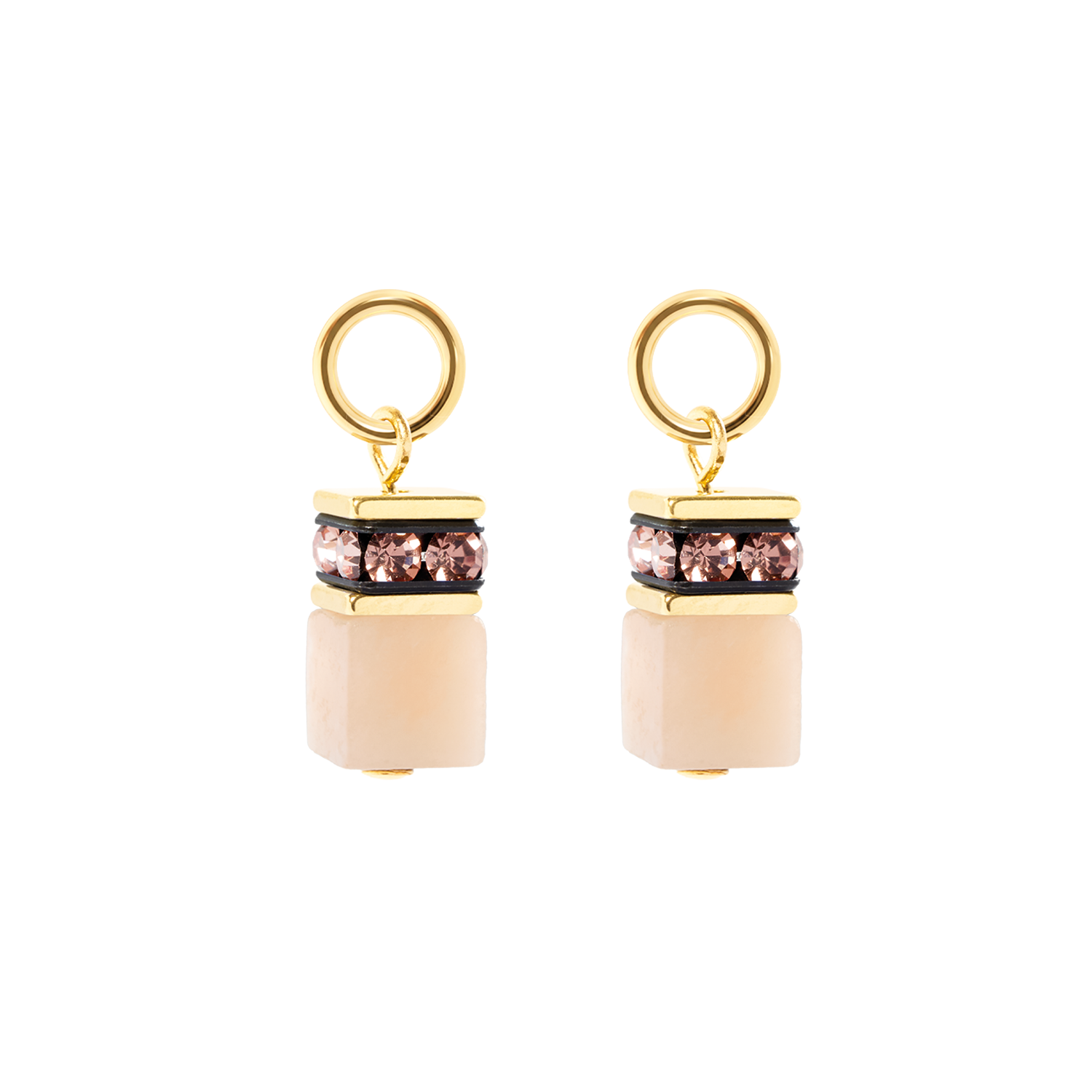 EAR ME UP Charm GeoCUBE® gold-apricot von COEUR DE LION – Detailaufnahme