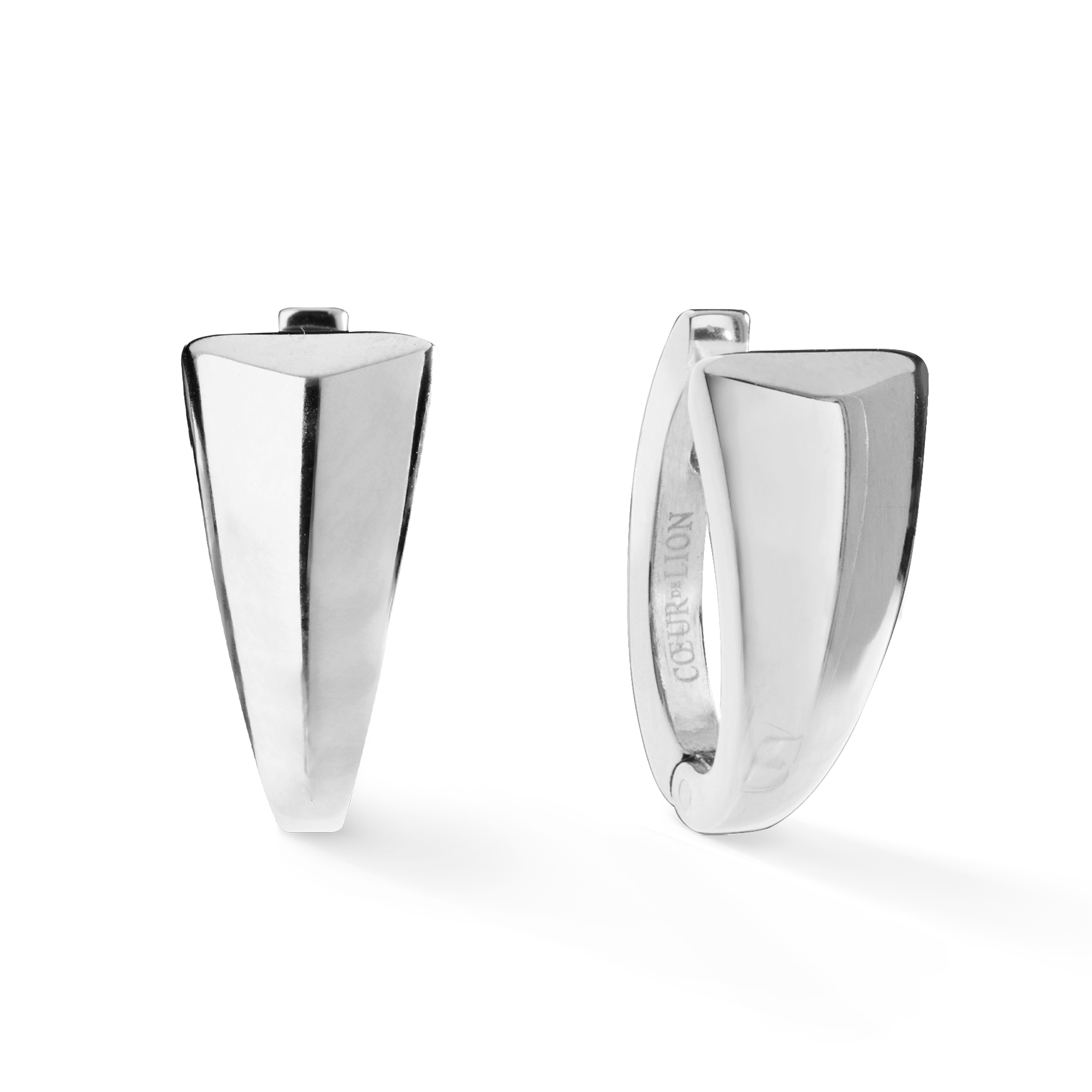 EAR ME UP Creole Tapered Silber von COEUR DE LION – Detailaufnahme