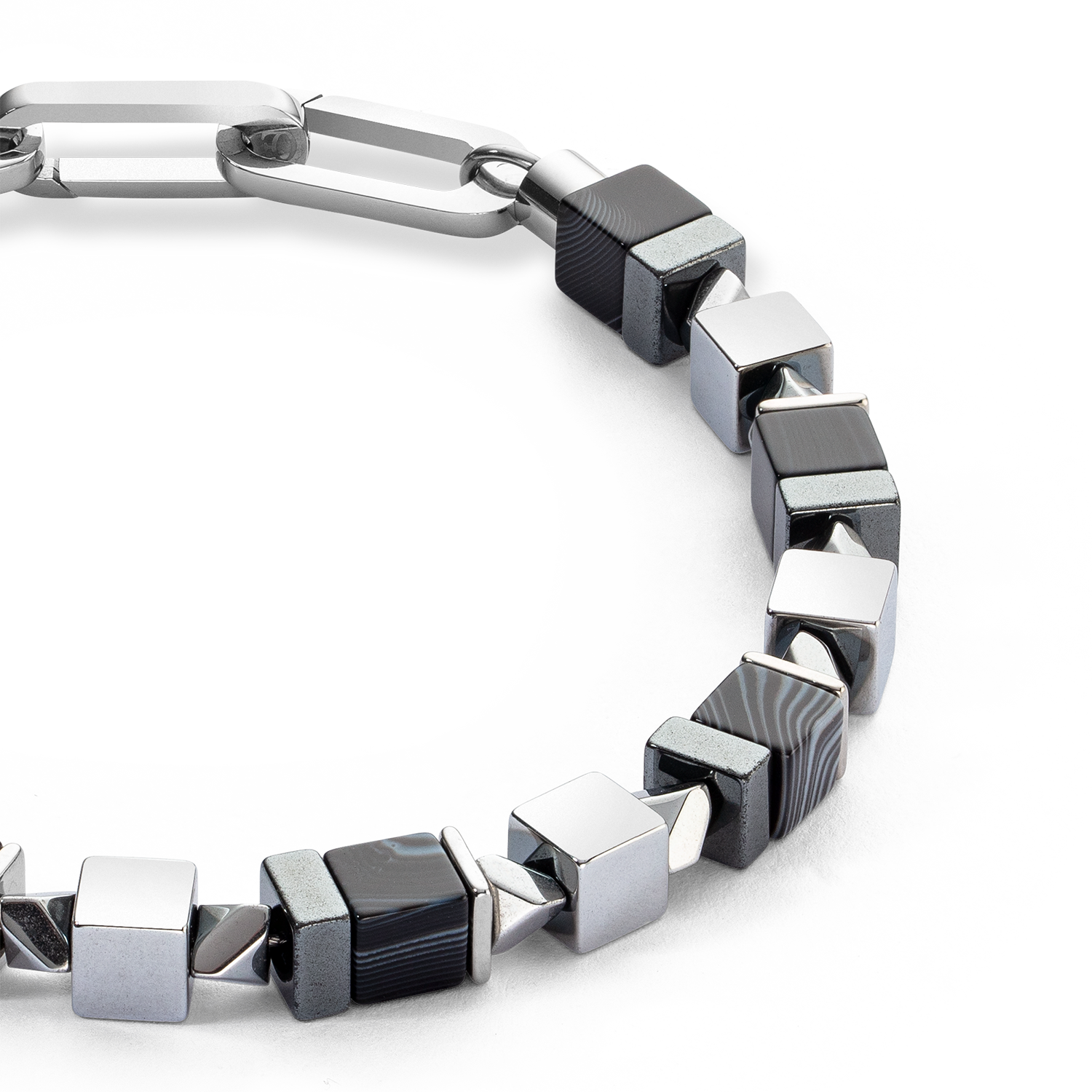 Armband Precious Cubes schwarz-silber von COEUR DE LION – Detailaufnahme