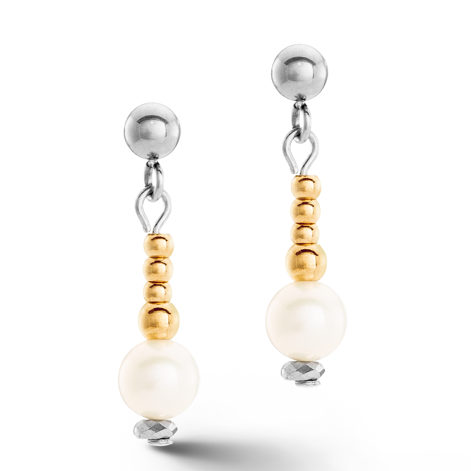Ohrringe Classic Princess Süßwasserperlen Bicolor von COEUR DE LION – Detailaufnahme