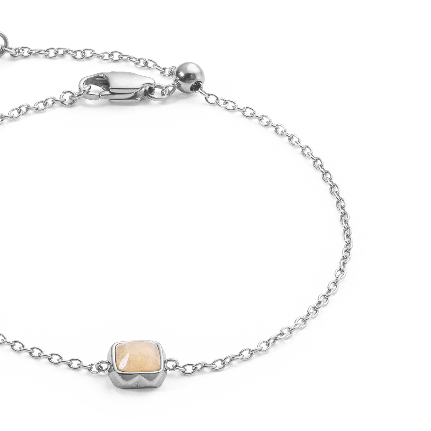 Birthstone Juni Armband Crème Jade Silber von COEUR DE LION – Detailaufnahme