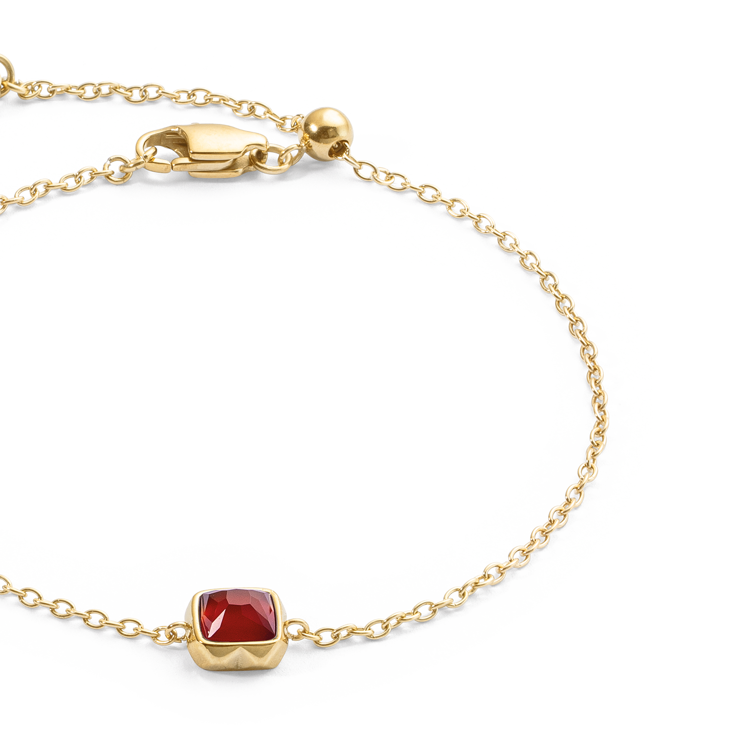 Birthstone Januar Armband Roter Achat Gold von COEUR DE LION – Detailaufnahme
