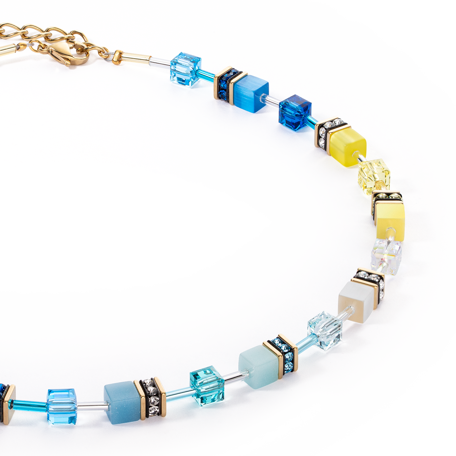 GeoCUBE® Iconic Halskette Türkis-Gelb von COEUR DE LION – Detailaufnahme