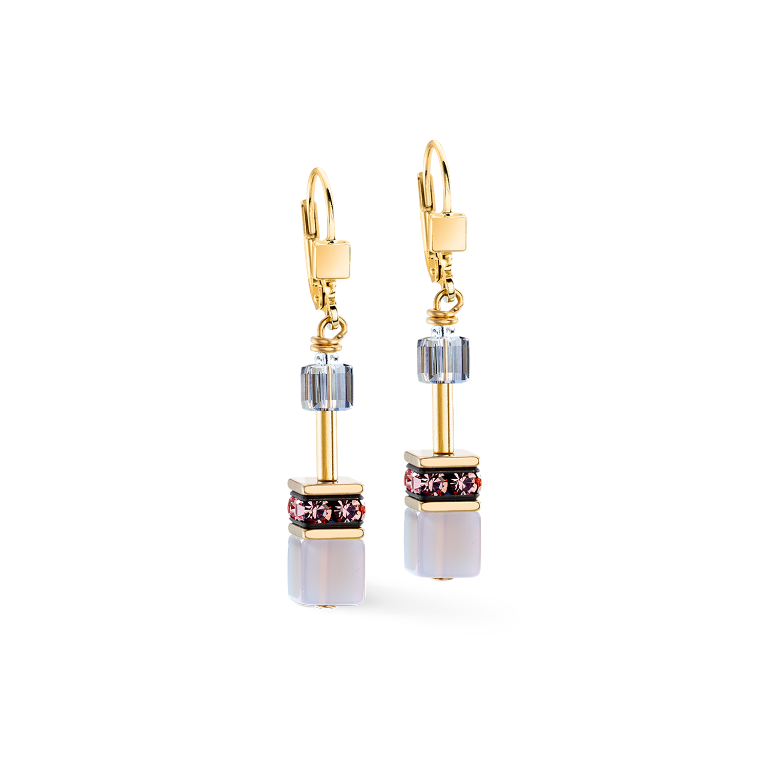 GeoCUBE® Iconic Precious Ohrringe Golden Blush von COEUR DE LION – Detailaufnahme